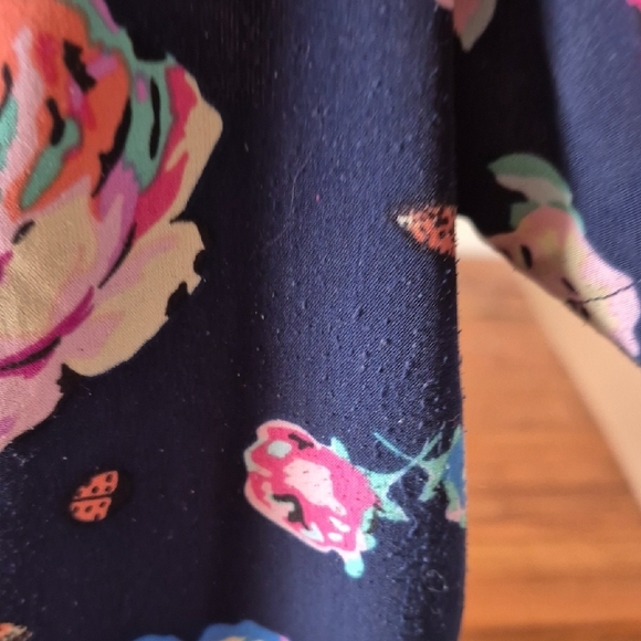 Betsey Johnson Whimsy Scrub Top - Picture 4 of 6